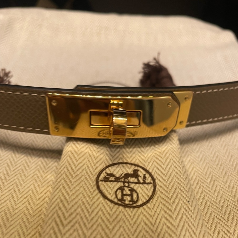 $1️⃣0️⃣0️⃣0️⃣ Hermes Kelly Belt Etoupe Gold Hardware